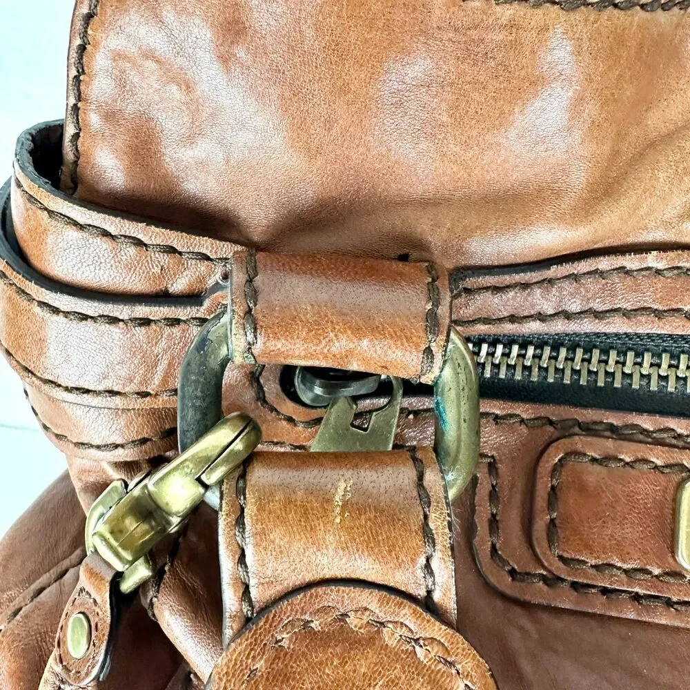 Fossil Fifty Four Vintage Leather Satchel Bag Purse Cognac Brown Y2K Key Charm